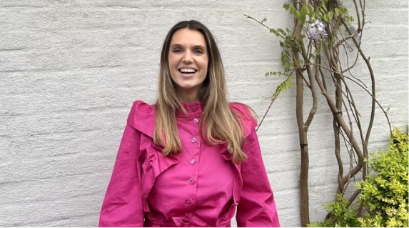 Faites plus ample connaissance avec Pauline : « La papillon des réseaux sociaux ! »